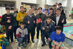 LINE_ALBUM_111.12.30訪視建國高中-游泳隊王冠閎_230106_13