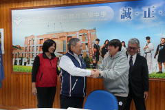 DSC00211